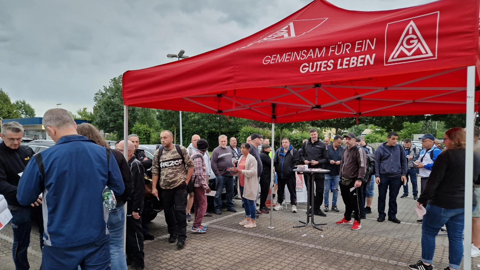 Betriebsrat und IG Metall bei Ronal Landau
