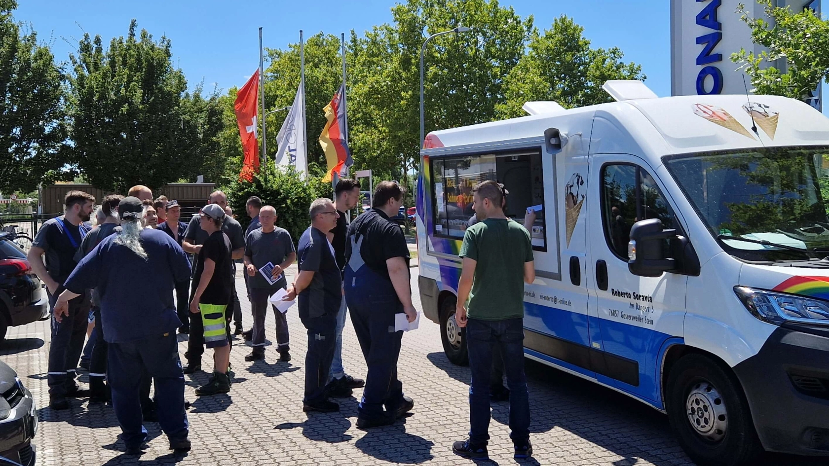 2024-07-22 Eiswagen Ronal