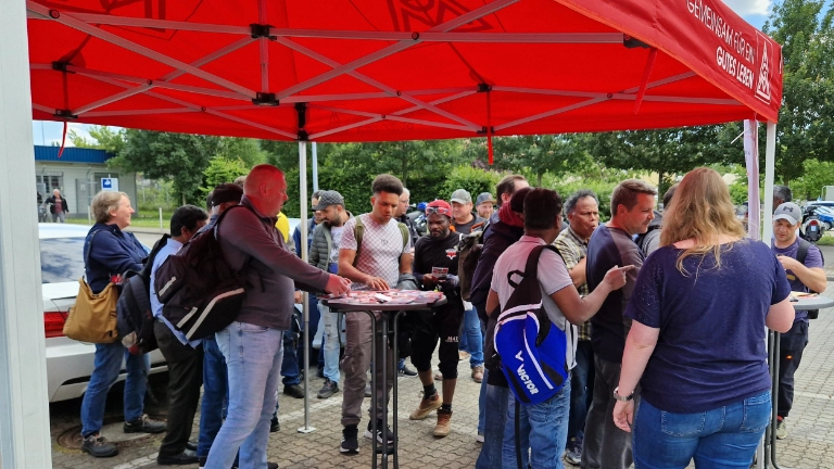 Betriebsrat und IG Metall bei Ronal Landau